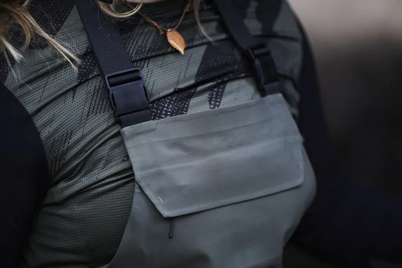 Madison DTE 3-Layer Waterproof Bib Trousers Black-3