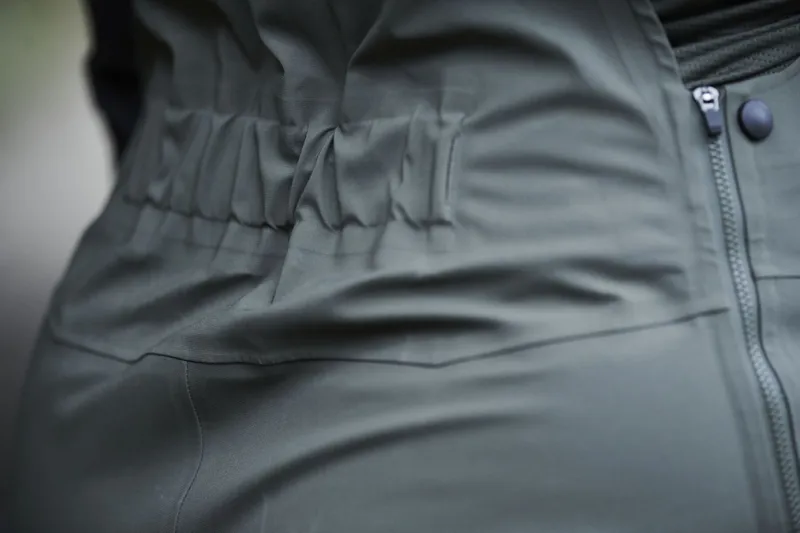 Madison DTE 3-Layer Waterproof Bib Trousers Black-5