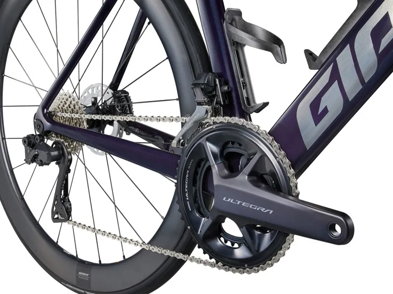 Giant Propel Advanced Pro 0 Di2 Carbon Road Bike Black Currant-6