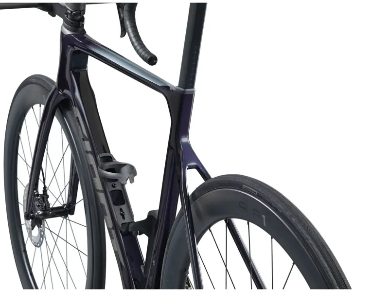 Giant Propel Advanced Pro 0 Di2 Carbon Road Bike Black Currant-3