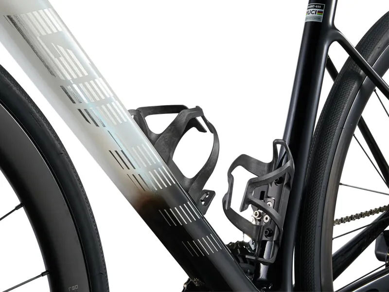 Giant Defy Advanced Pro 1 Carbon Road Bike Unicorn White-4