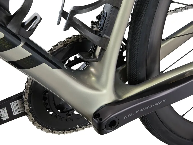 Giant Defy Advanced SL 1 Carbon Road Bike Golden Haze / Panther-3