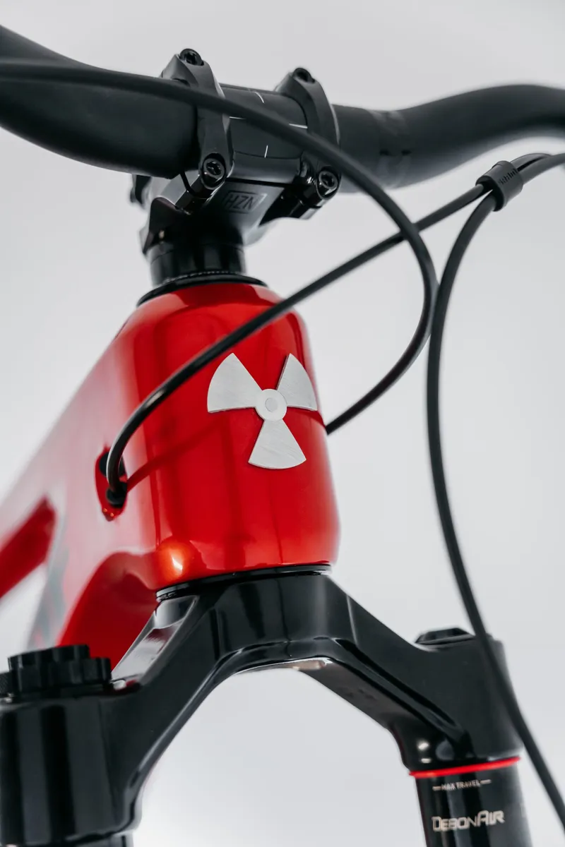 Nukeproof Giga 297 Carbon Pro Full Suspension Enduro Mountain Bike Red-4