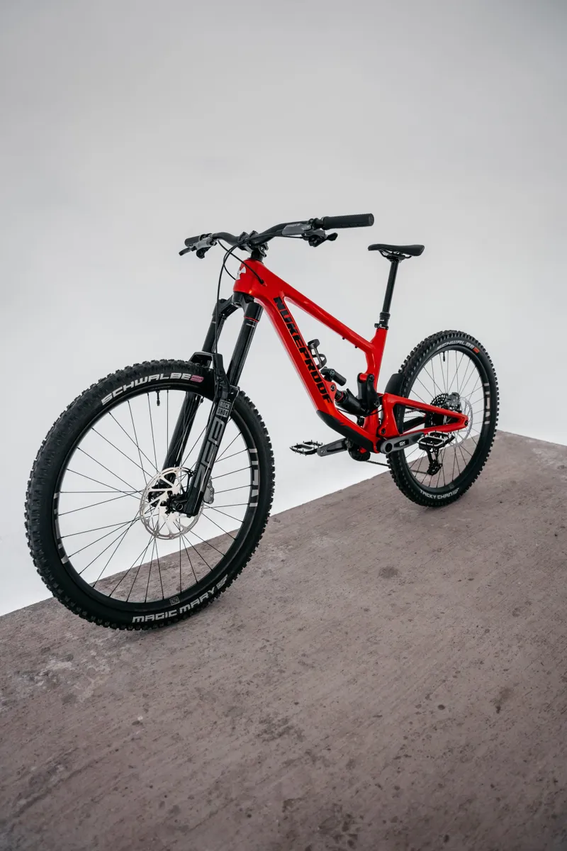 Nukeproof Giga 297 Carbon Pro Full Suspension Enduro Mountain Bike Red-1