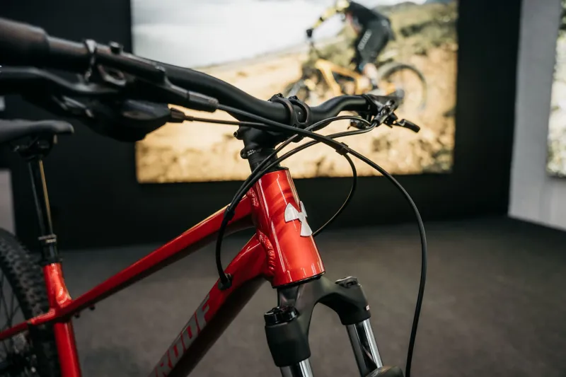 Nukeproof Tracker Comp Hardtail Mountain Bike in Red-2