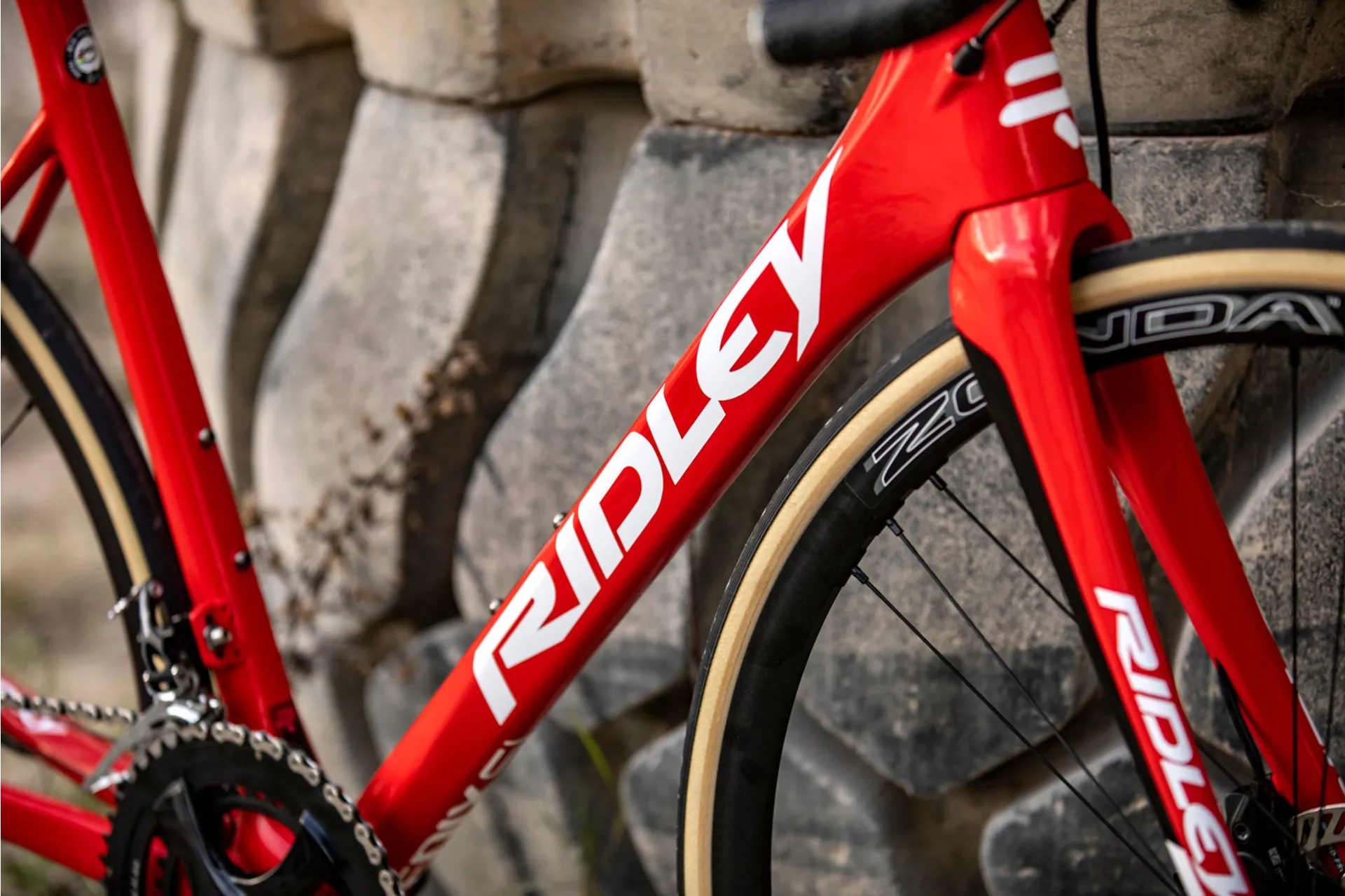 Ridley Fenix SL Disc 105 Mix Road Bike Red / Black