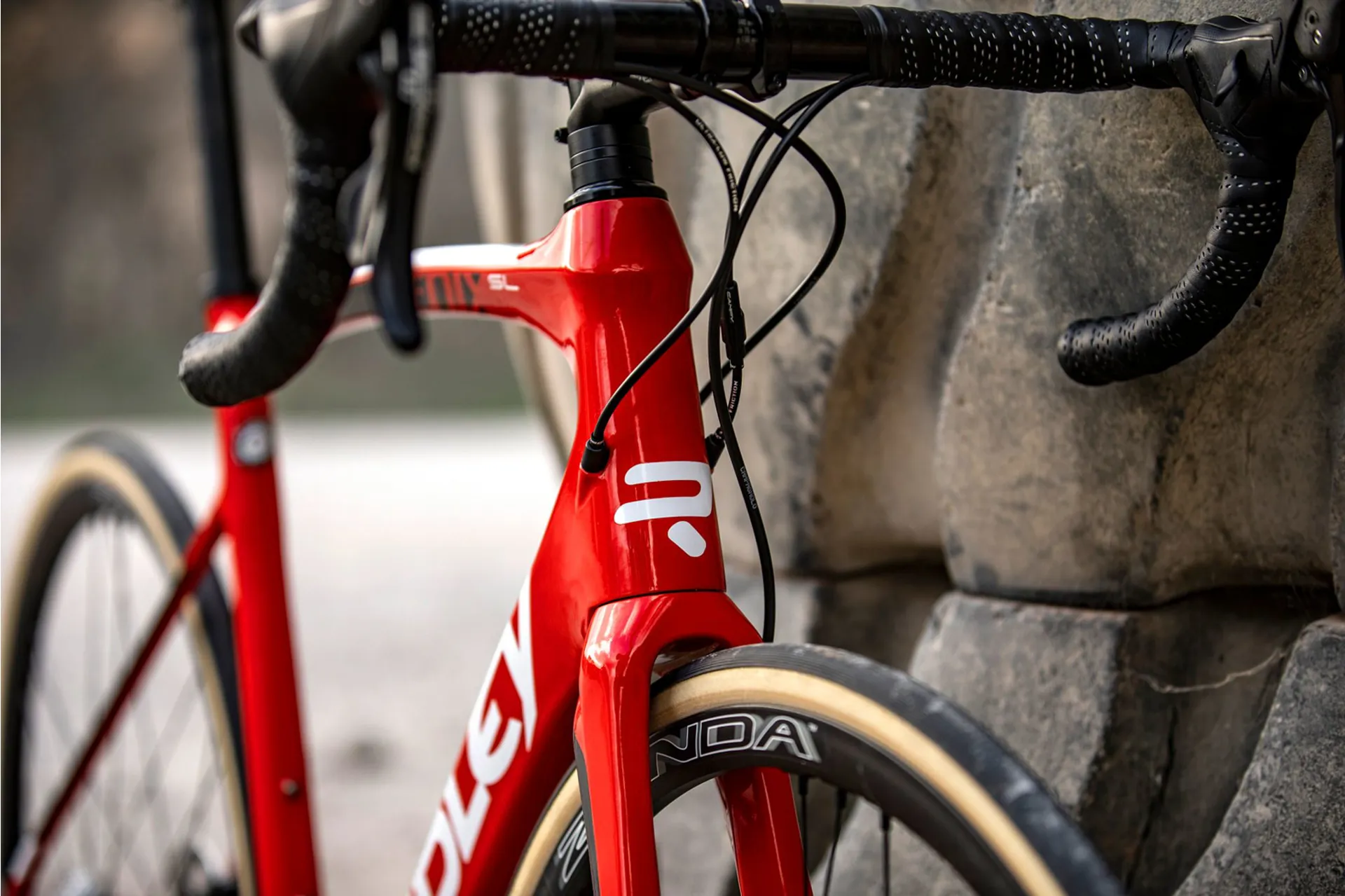 Ridley Fenix SL Disc 105 Mix Road Bike Red / Black