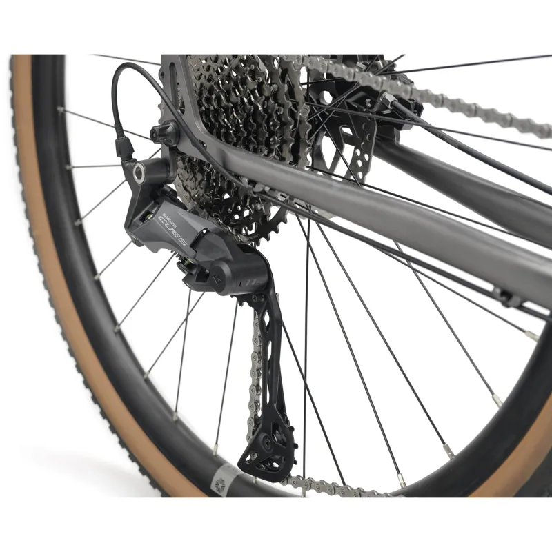 Genesis Croix De Fer 20 Flat Bar Gravel Bike in Greymiriquai-5