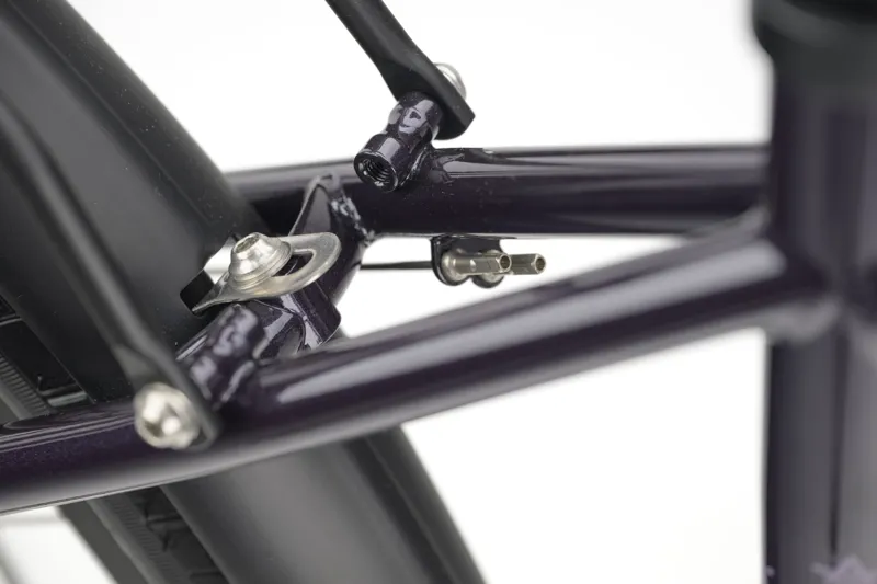 Genesis Tour De Fer 30 Touring Bike in Deep Nurple-6