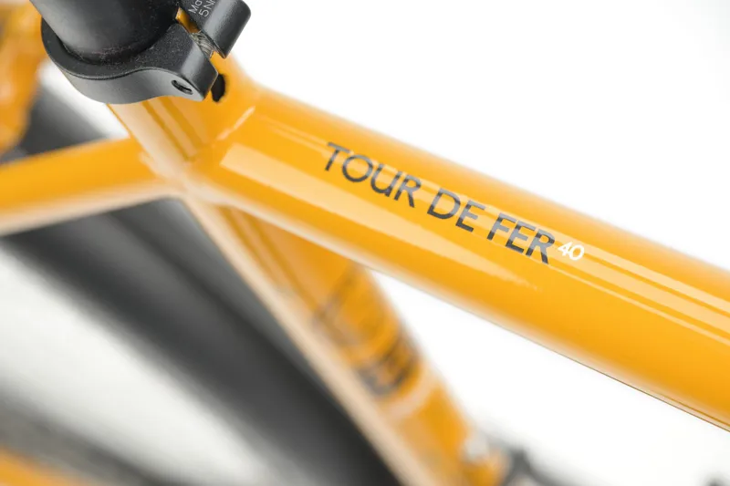 Genesis Tour De Fer 40 Touring Bike in Elvis Offyellow-2