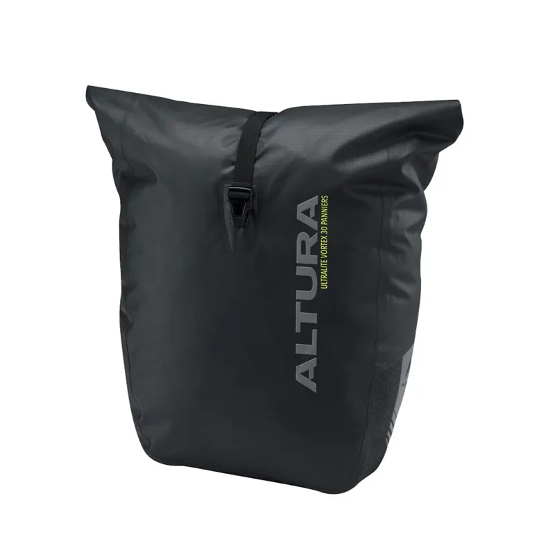 altura bags